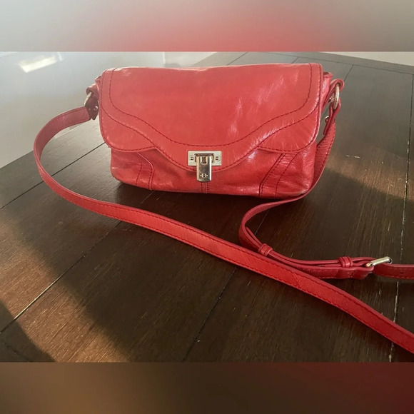 B. Makowsky cross body bag - Picture 1 of 13